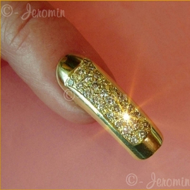Gold nail, OJFB, JNJE